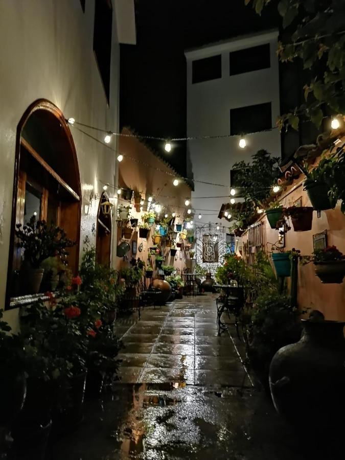 Hotel Sevilla Ayacucho Extérieur photo