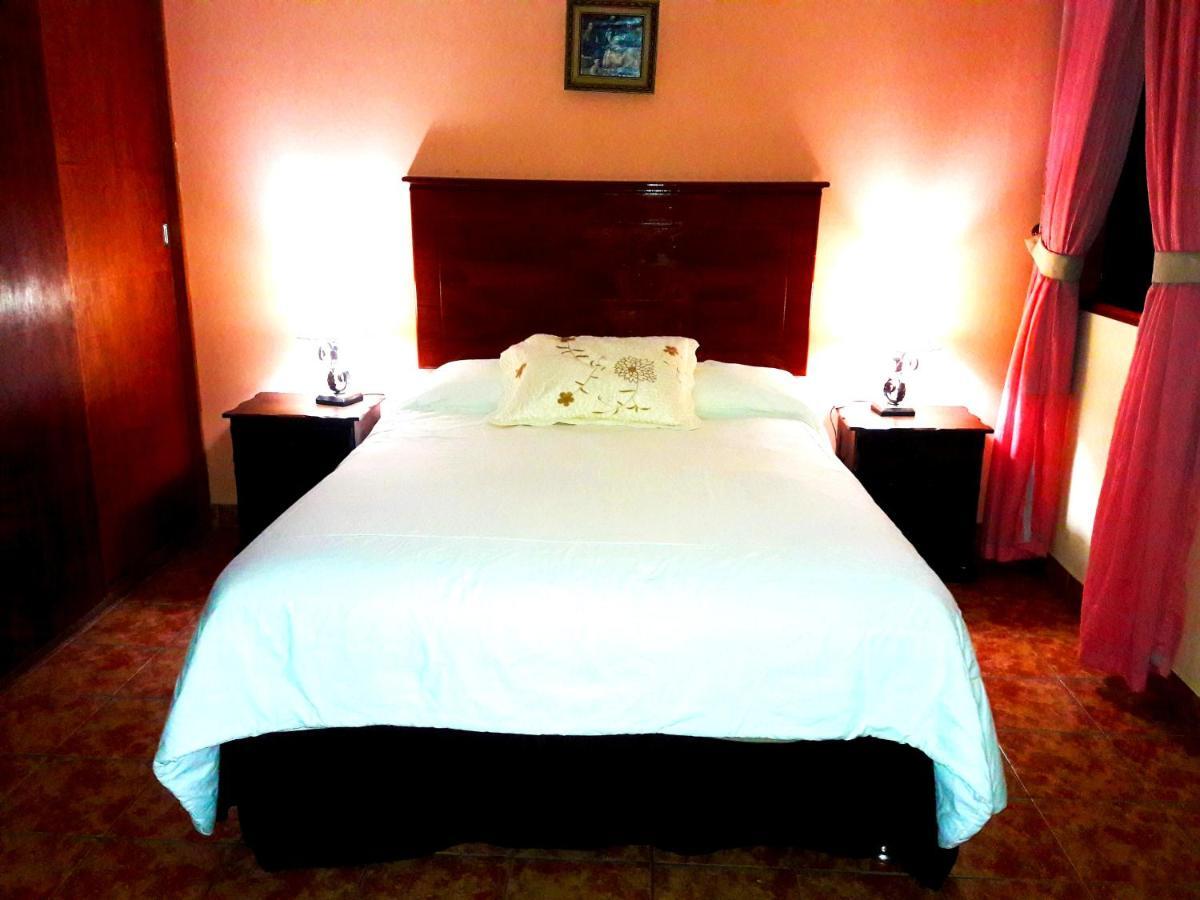 Hotel Sevilla Ayacucho Extérieur photo