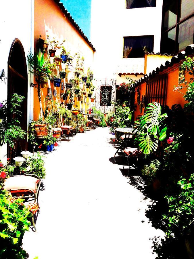 Hotel Sevilla Ayacucho Extérieur photo